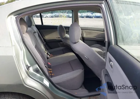 2007 Nissan Sentra 2.0S from USA, damaged, VIN 3N1AB61E47L701622